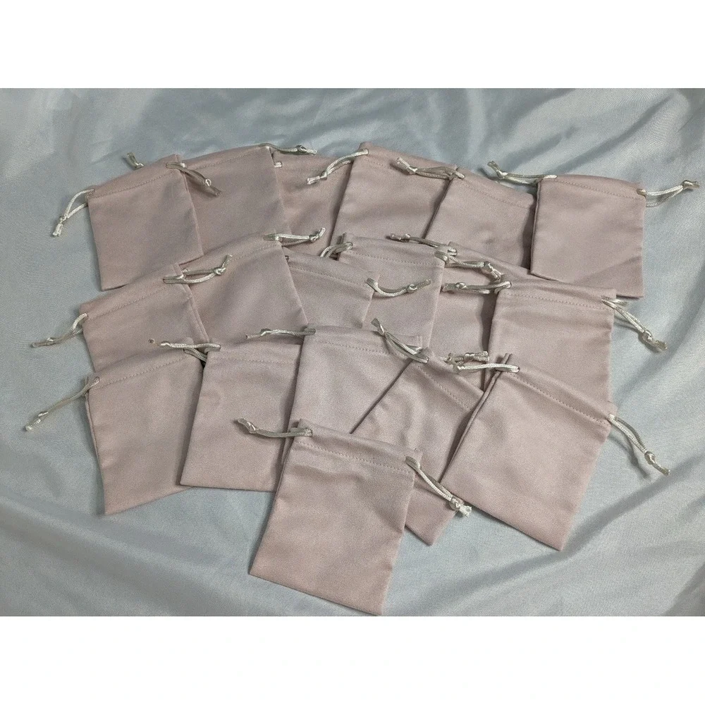 Dusty Pink Drawstring Velvet Favor Bags - Pack of 12